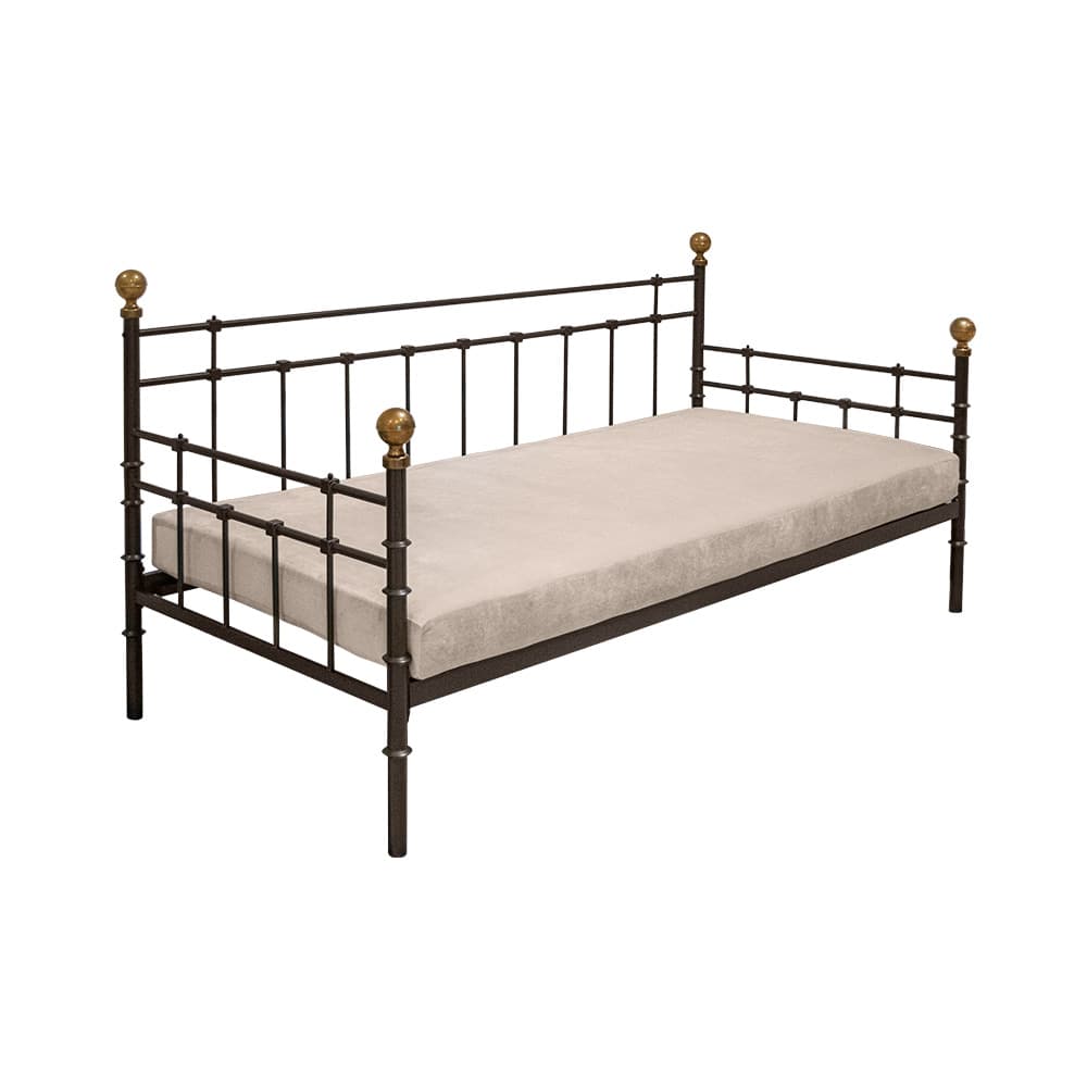 GEOFFREY PLUS,เดย์เบด