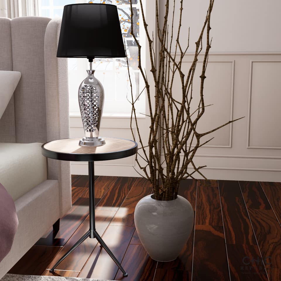 EVA/42,โต๊ะข้าง-2