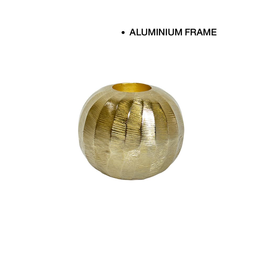 LOCULUS/10,เชิงเทียน