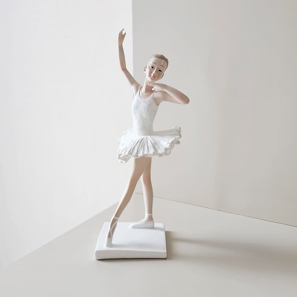 รูปปั้นนักบัลเล่ต์ (สีขาว),ของแต่งบ้าน