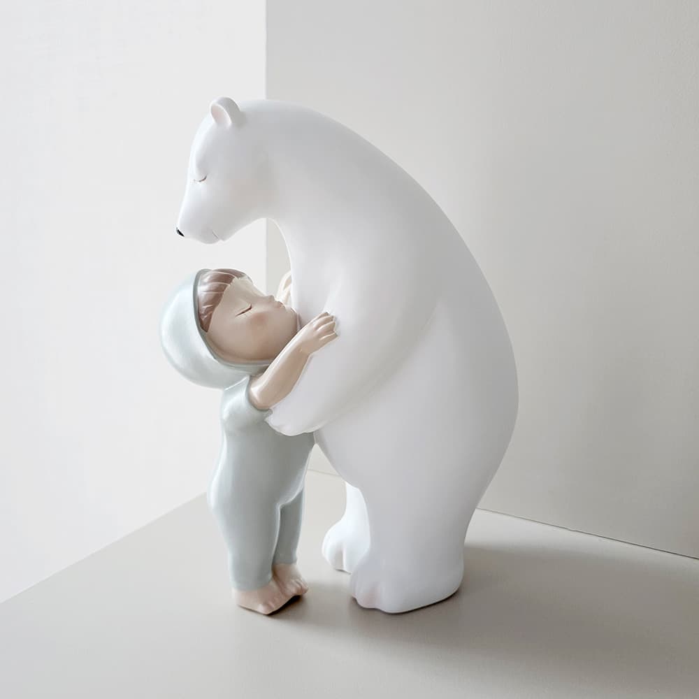 รูปปั้นเด็กกอดพี่หมี (A),ของแต่งบ้าน