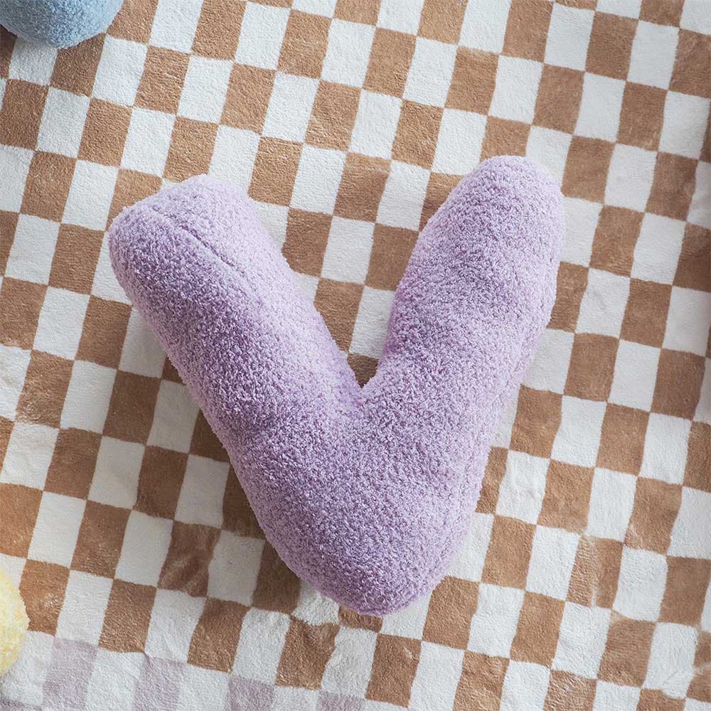 หมอนอิงตัวอักษร - V (สีม่วง)