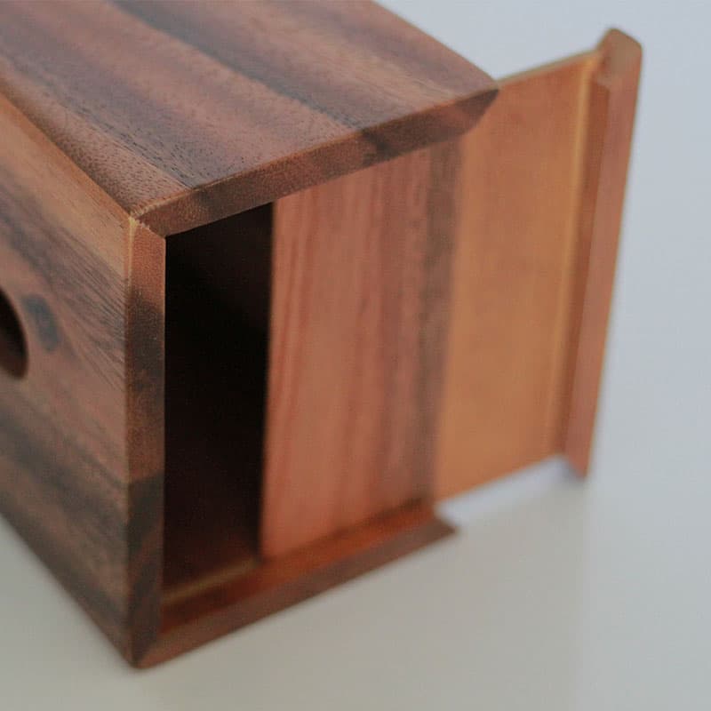 ZTB01 กล่องทิชชูแผ่นสูง /H22.5 CM-3