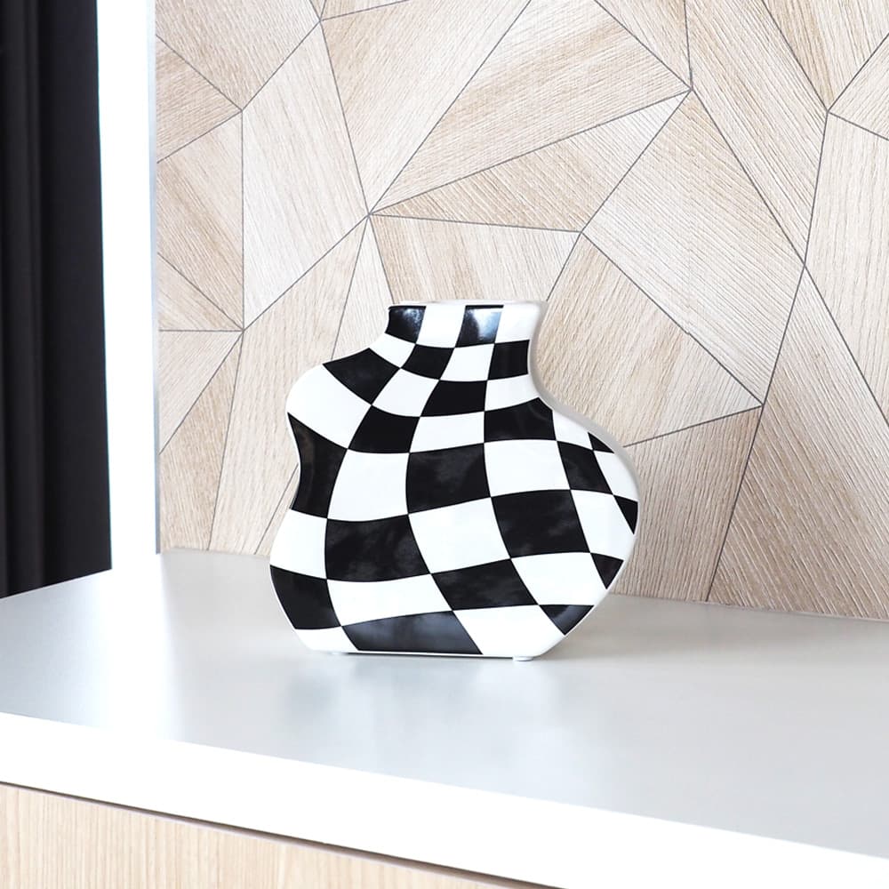 แจกันลายตารางบิดเบี้ยว ขนาดเล็ก-2